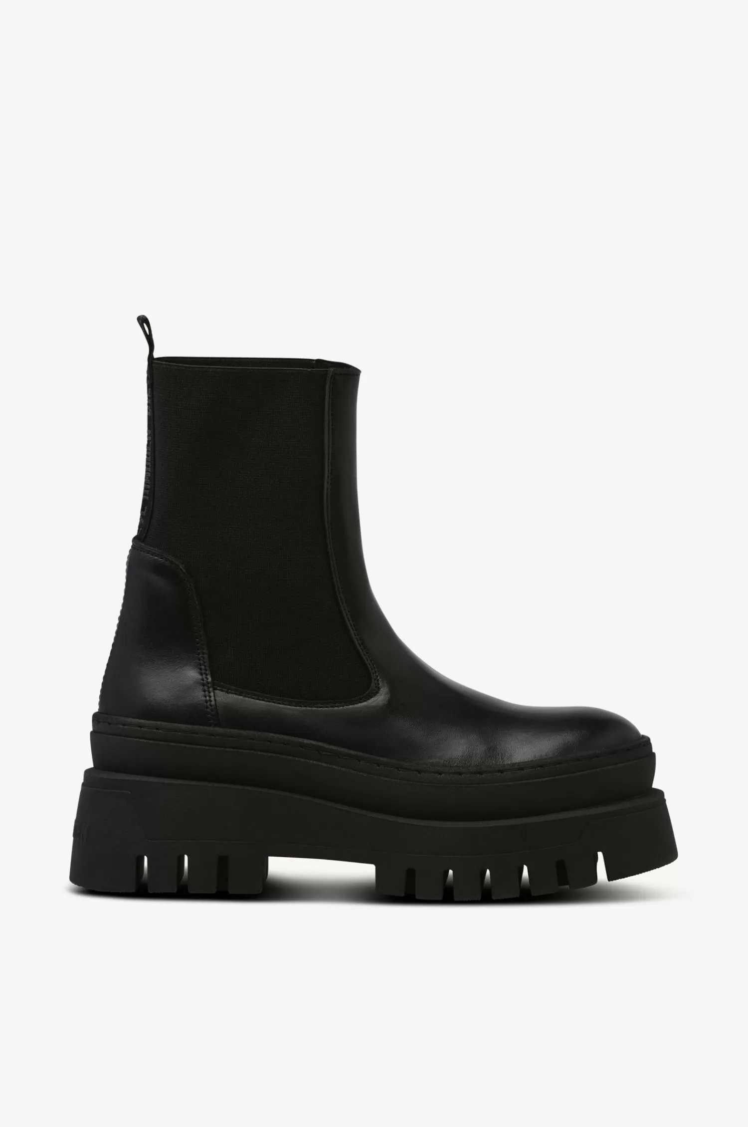 Dam Steve Madden Boots Cassandra Bootie