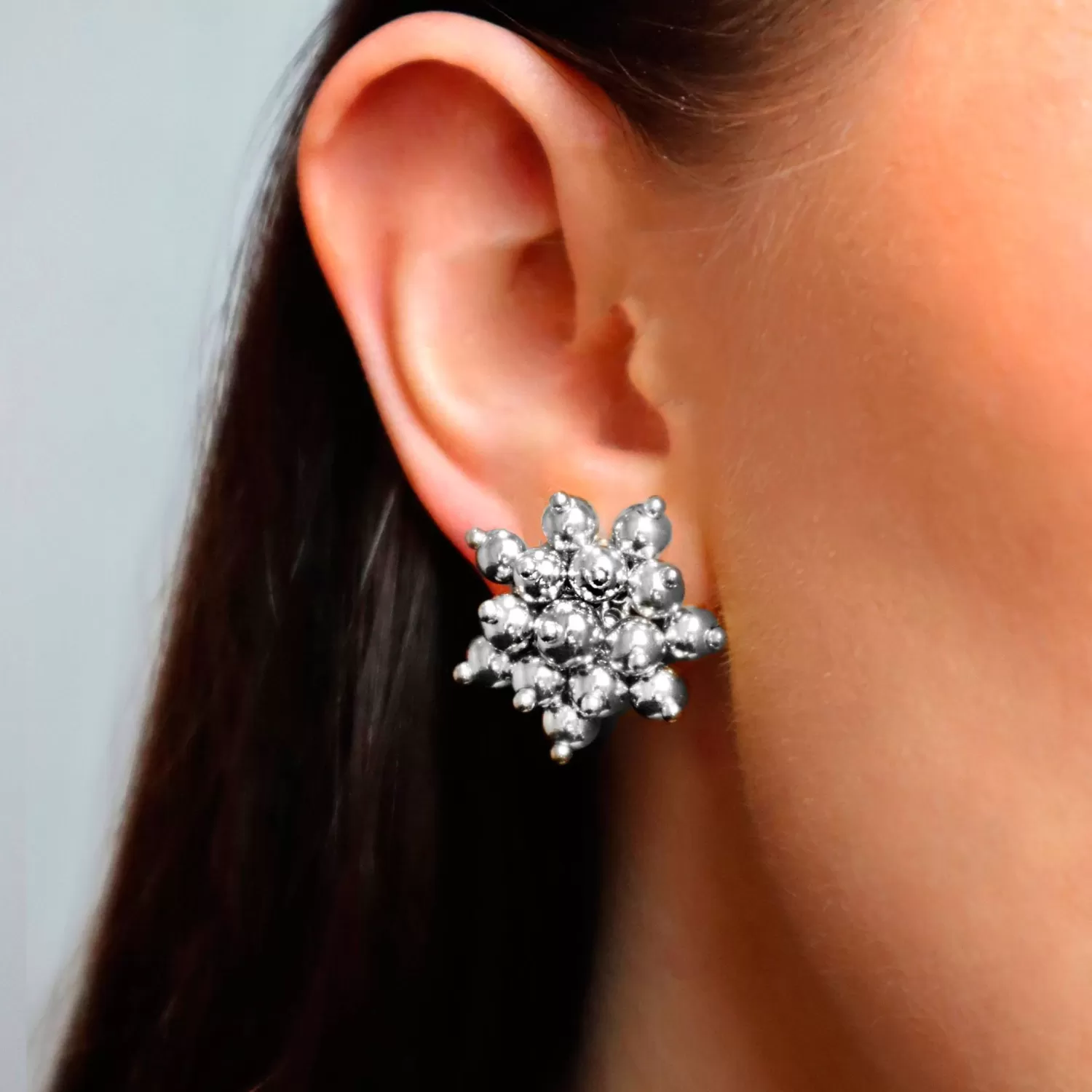 Dam IOAKU Orhangen Berry Splash Studs