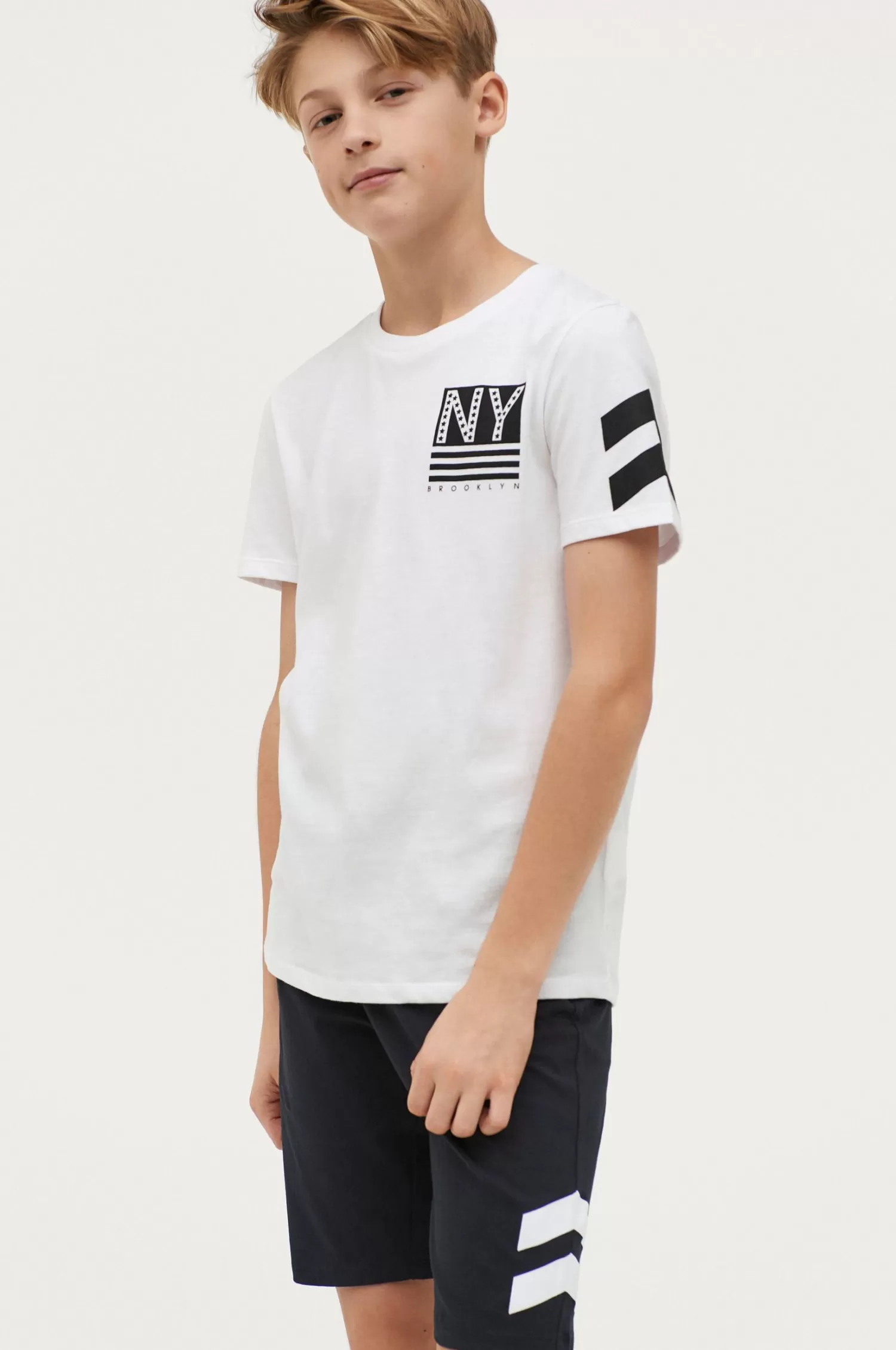 Ellos Set Zac Med T-Shirt Och Shorts Hot
