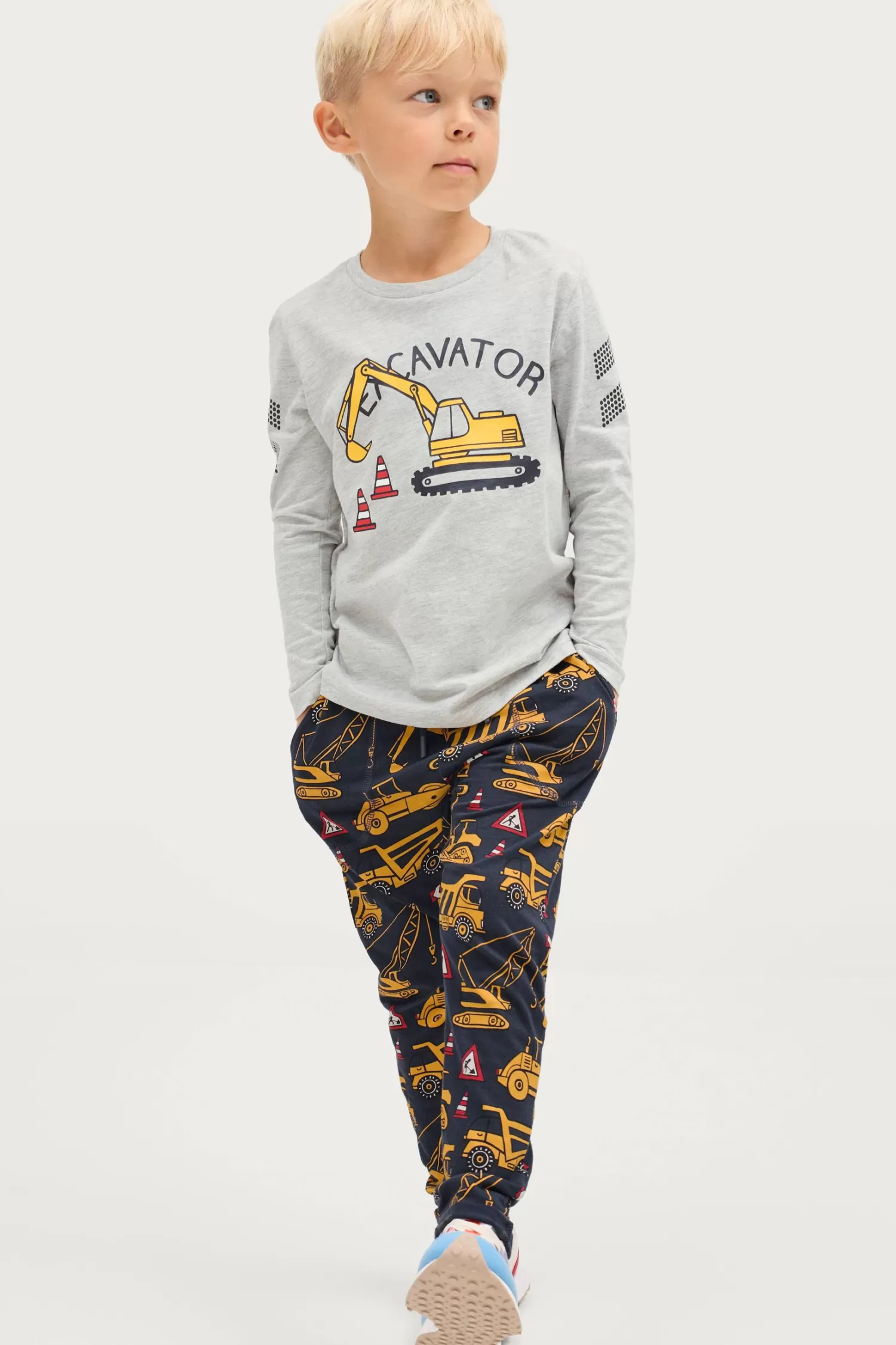 Ellos T-Shirt + Byxa Jack Fashion